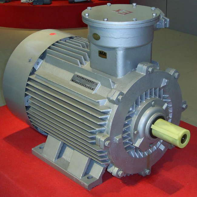 YVFE3-315S-4防爆电机45°角实拍